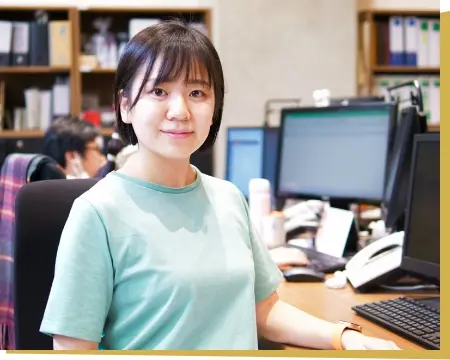 本社勤務